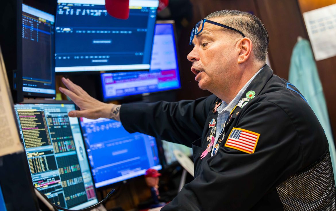U.S. Navy seizes Iranian ship, Iran closes Strait of Hormuz, oil prices jump