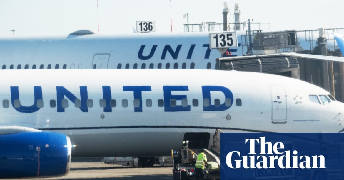 United Airlines flight diverted to Pittsburgh after cockpit beeping prompts security sweep