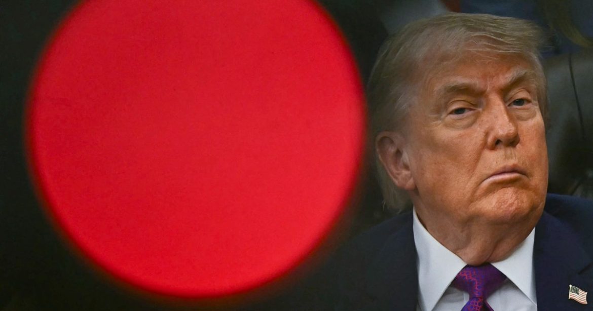 Senate Republicans defy Trump, advance bill to end Iran war