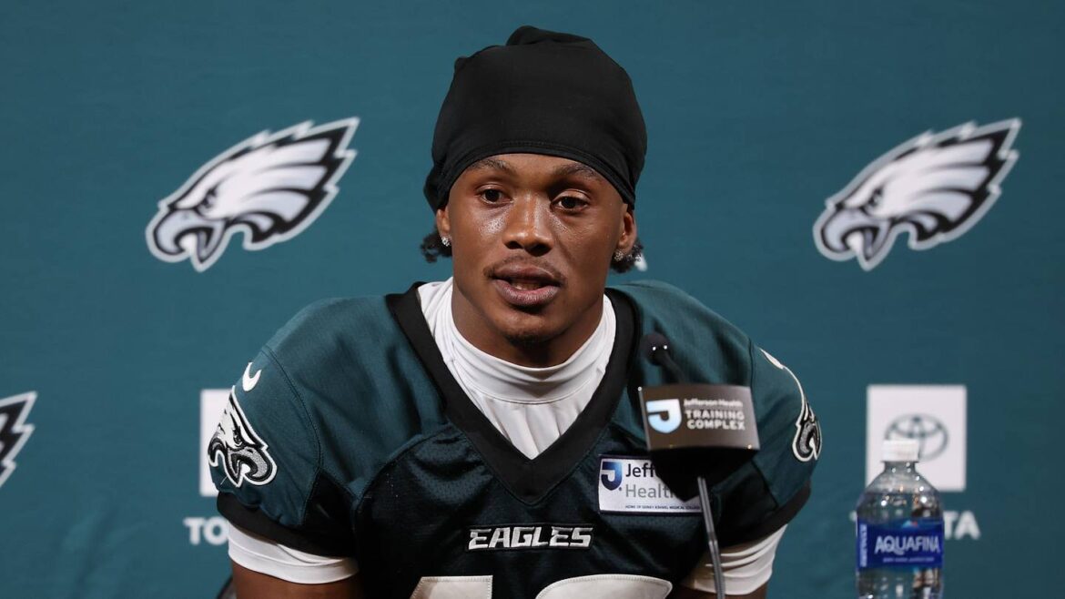 Eagles Training Camp: Dontayvion Wicks shines, Cole Payton struggles