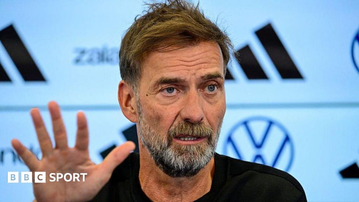 Jurgen Klopp talks in a press conference