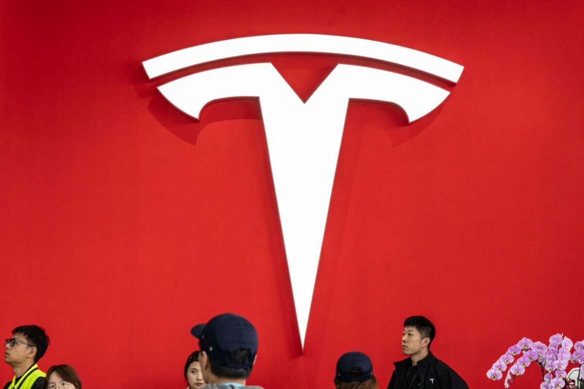 Tesla Weighs China Business Separation to Enable Potential SpaceX Merger