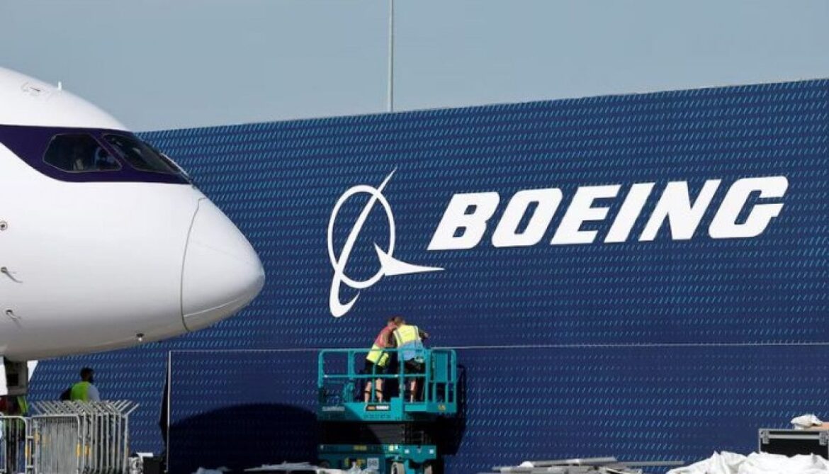 Boeing Challenges Record EU Loan to Airbus