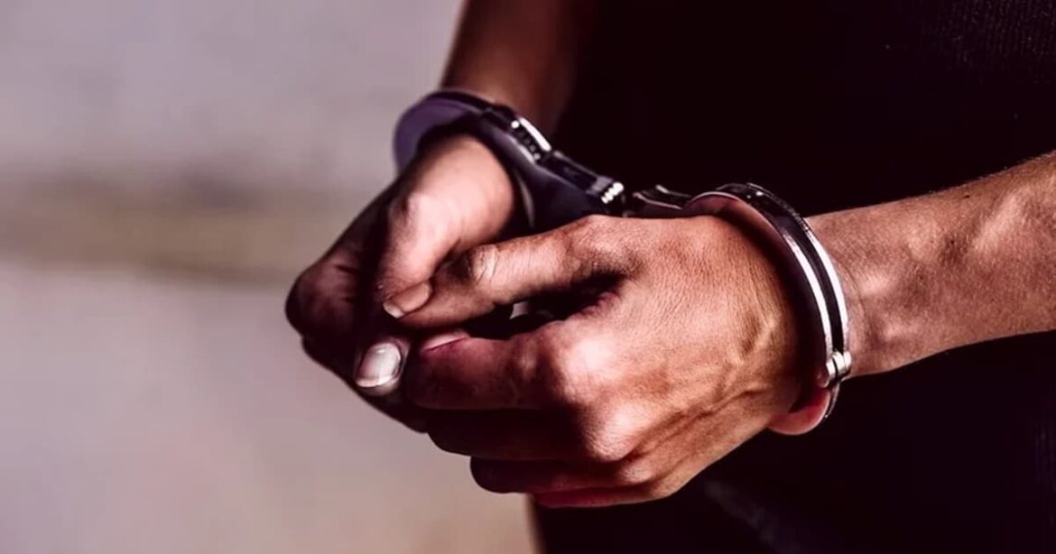 handcuff