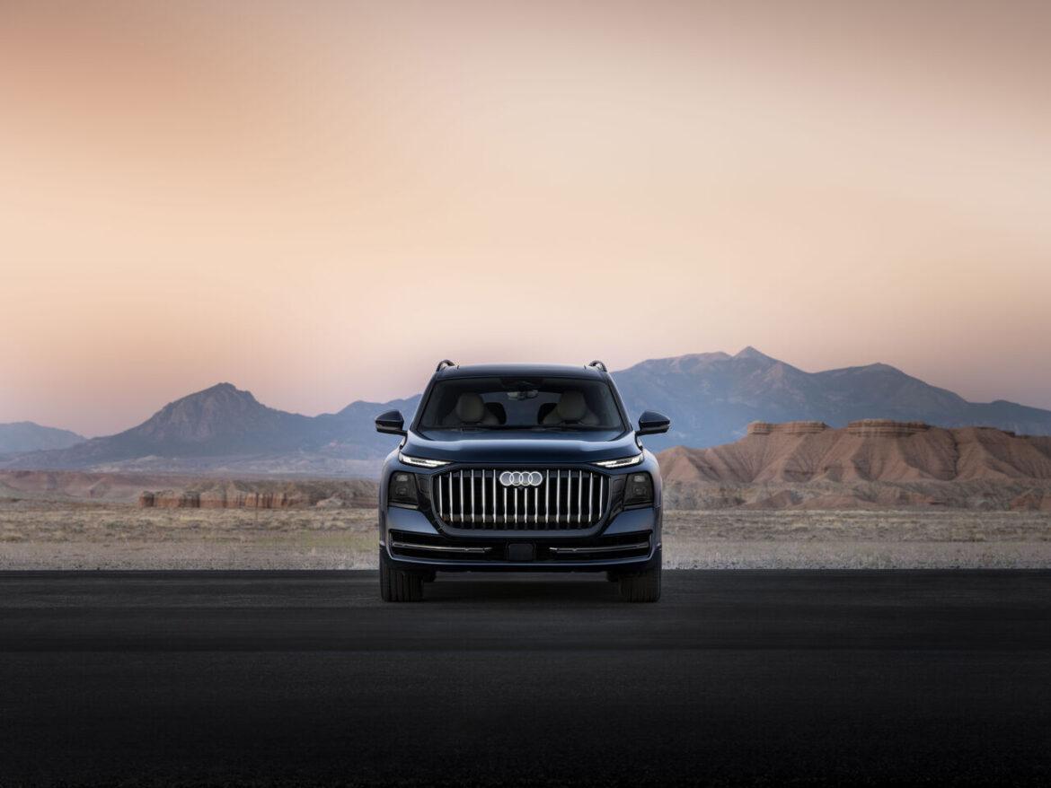 Audi Q9 SUV - Waitomo blue metallic, outdoor static photo, exterior, front view