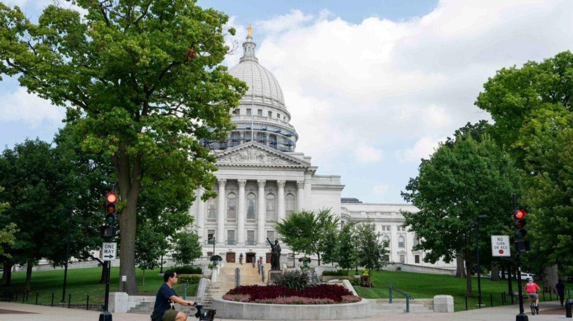 Campaign Finance Scandal Forces Rodriguez Exit