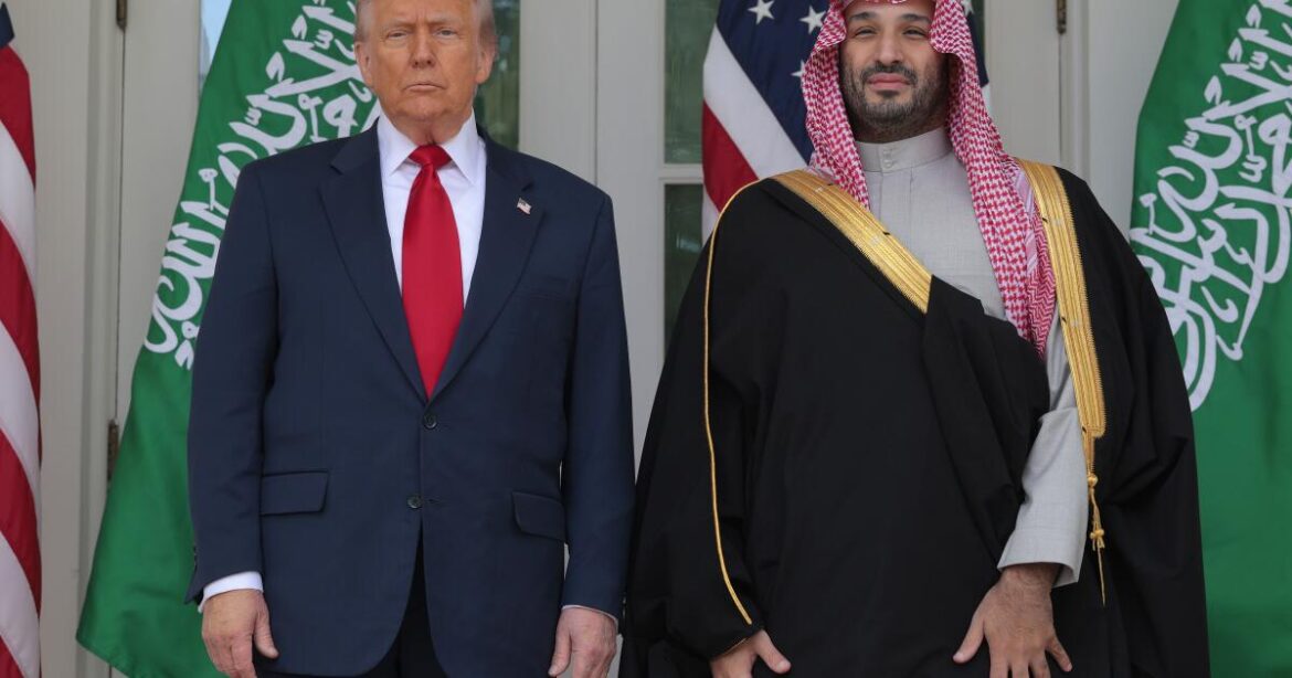 WASHINGTON, DC - NOVEMBER 18: U.S. President Donald Trump (L) and Crown Prince and Prime Minister Mohammed bin Salman of