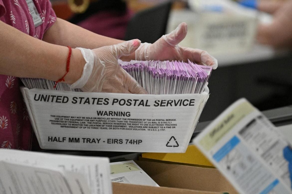 USPS Mail-In Ballot Rule Blocked by Judge Amid Midterm Election Legal Battle