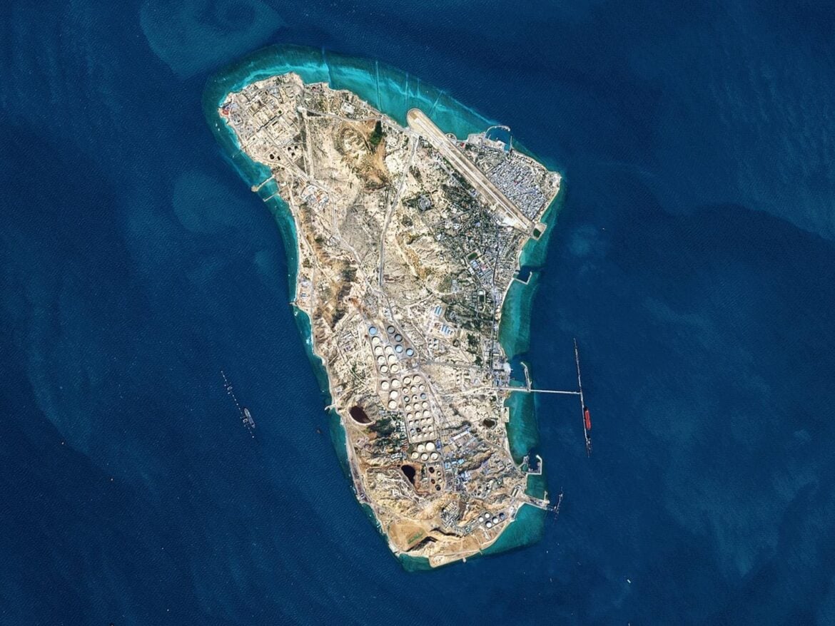Pentagon Denies Kharg Island Strike After Trump Posts Fake AI Videos