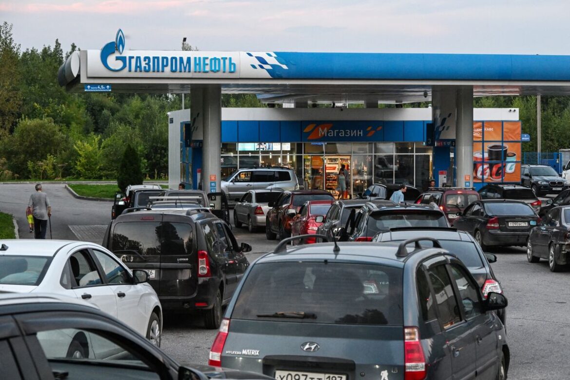 Russia Fuel Shortages Return to 10 Regions After Ukrainian Drone Strikes