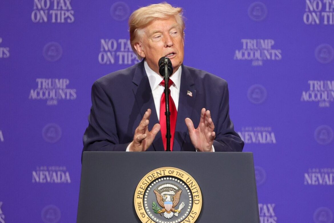 Trump's $1.4B Crypto Income Stalls Senate Clarity Act Over Ethics Dispute