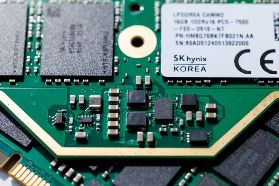SK Hynix $38B Chip Plant Expansion Fuels AI Memory Supercycle