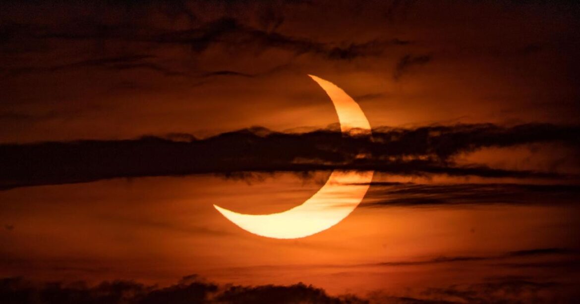 UK Solar Eclipse 2026: Rare 90% Coverage to Pair With Perseid Meteors