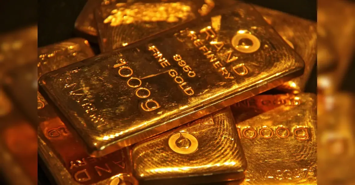 Gold Prices Slip as Hawkish Fed Outlook Revives September Rate Hike Bets