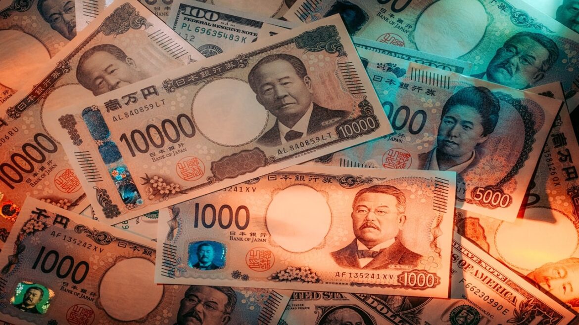 US Treasury's Scott Bessent Confirms $5-10 Billion Yen Intervention to Curb Volatility