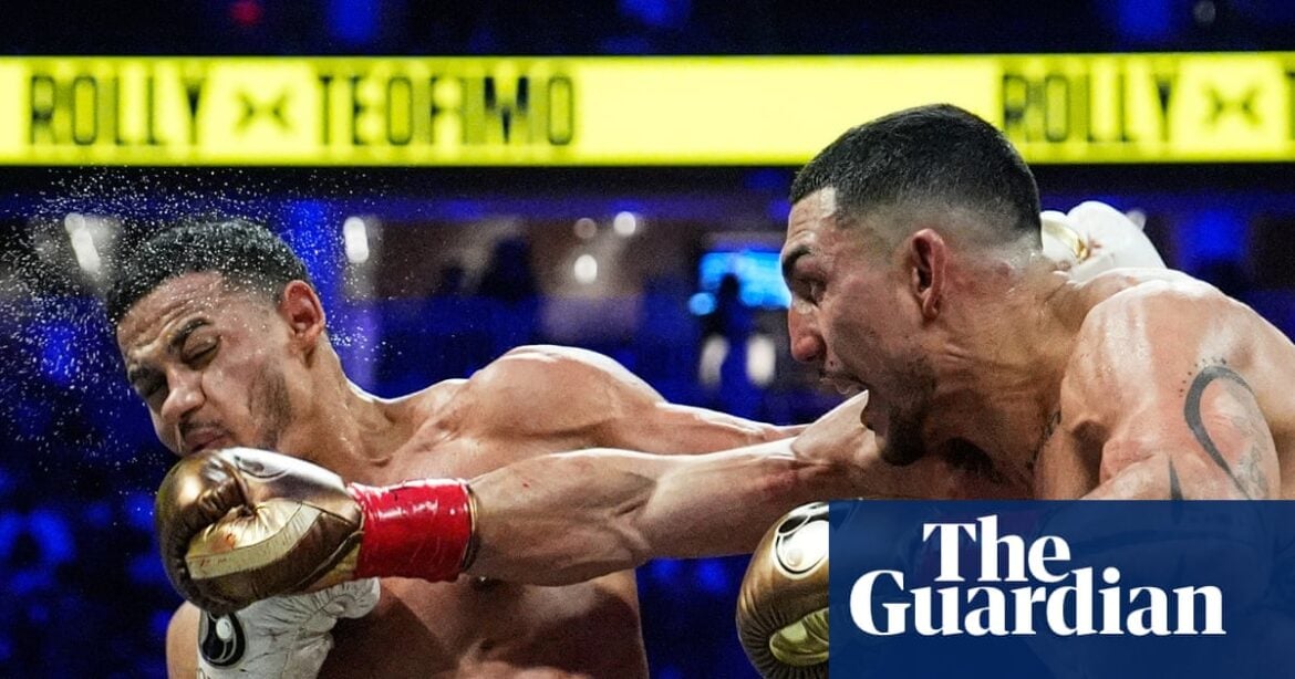 Teofimo Lopez Wins WBA Welterweight Title With Majority Decision Over Romero