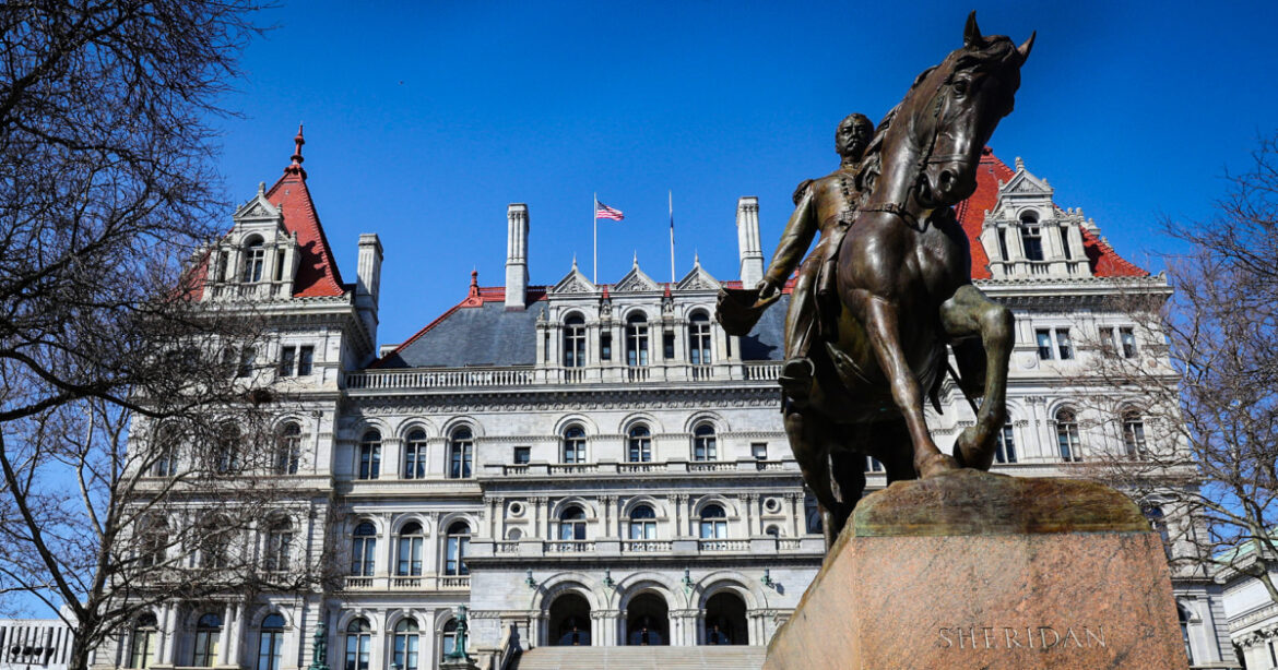 FBI Thwarts ISIS-Inspired Plot to Bomb New York State Capitol