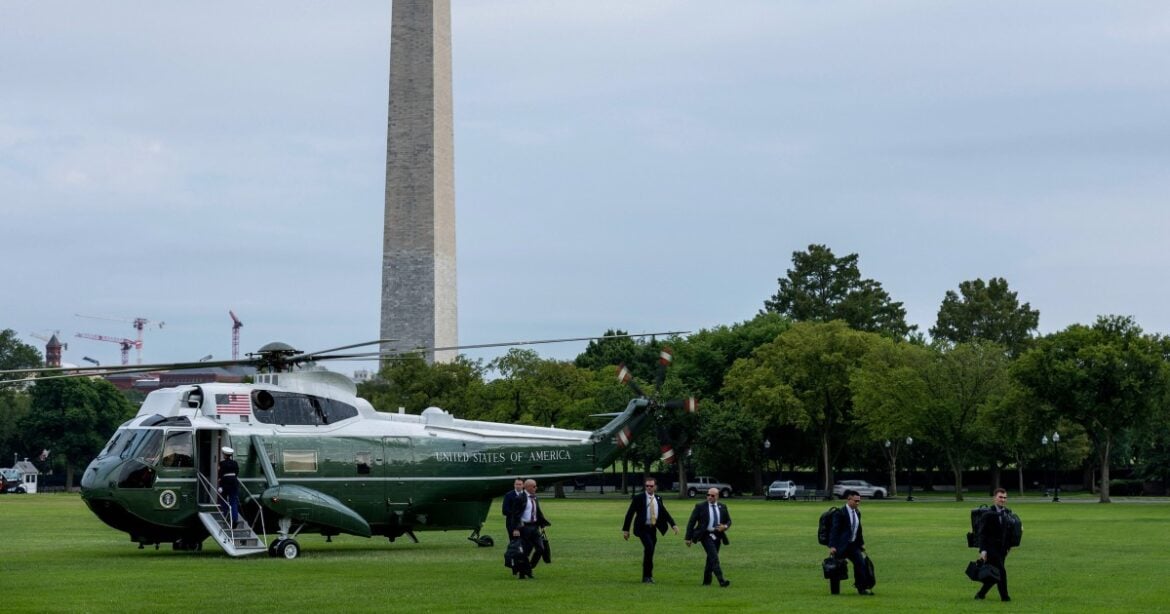 Secret Service Communications Chief and 2 Staffers Placed on Administrative Leave