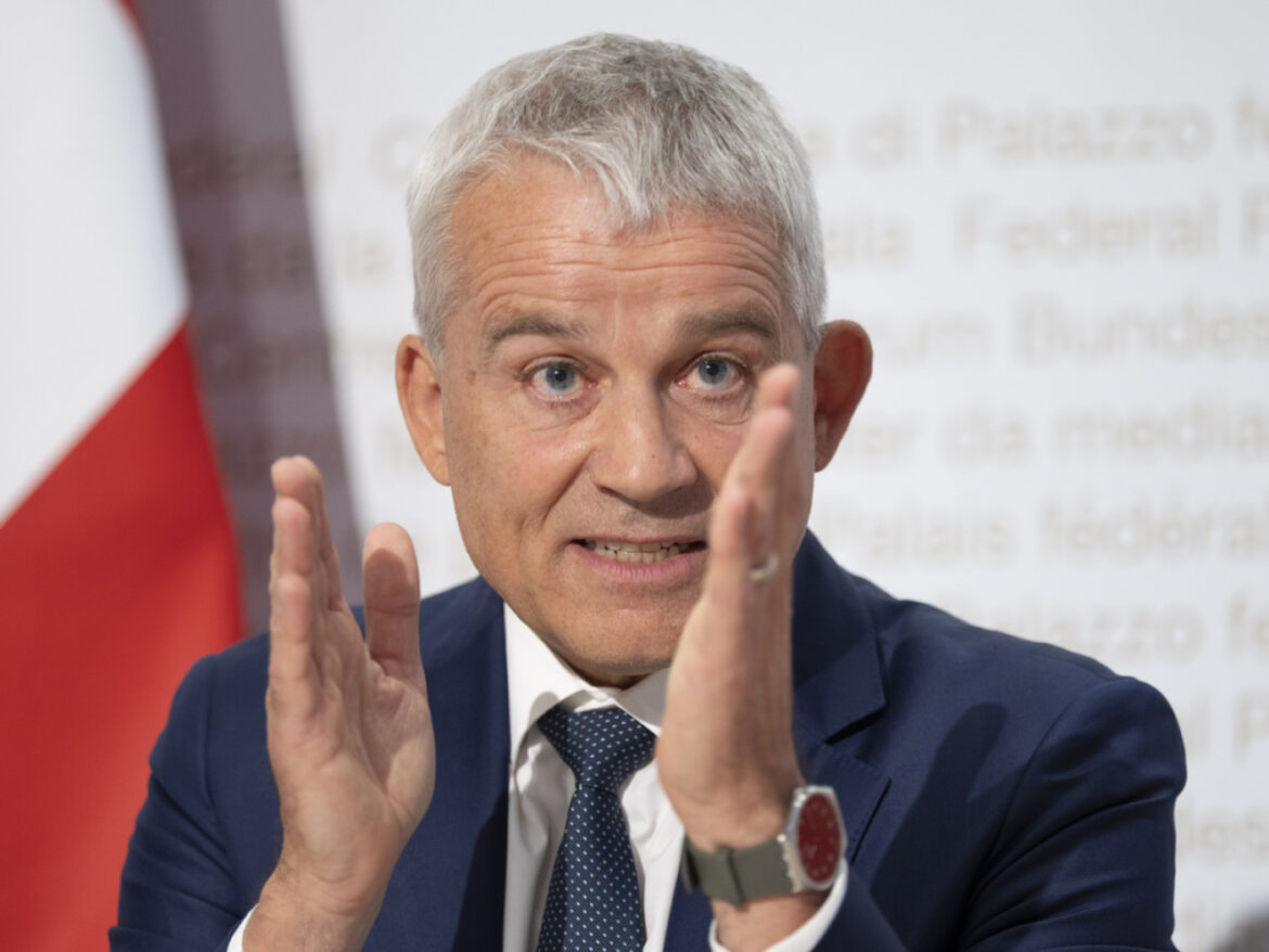 Swiss Federal Council Rejects Kompass Initiative Without Counterproposal