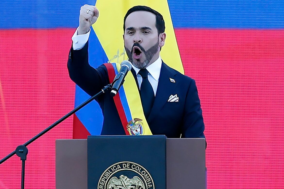 Colombia's President Sworn In in Cali, First Speech to Military