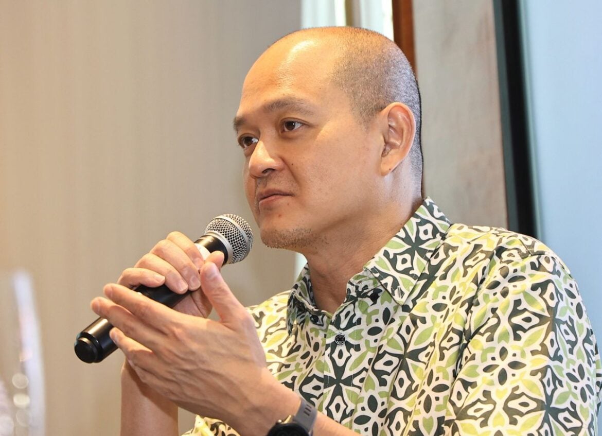 Ong Kian Ming quits DAP, will help Khairy Jamaluddin in GE16 campaign