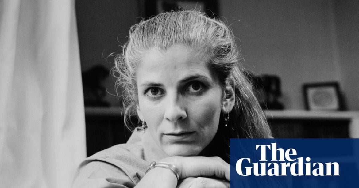 Louisa Young Revives Elizabeth Jane Howard's Iconic Family Saga