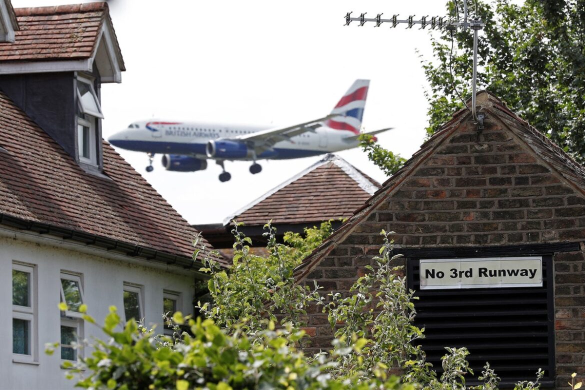 Heathrow Faces Criticism Over Insufficient Noise Compensation