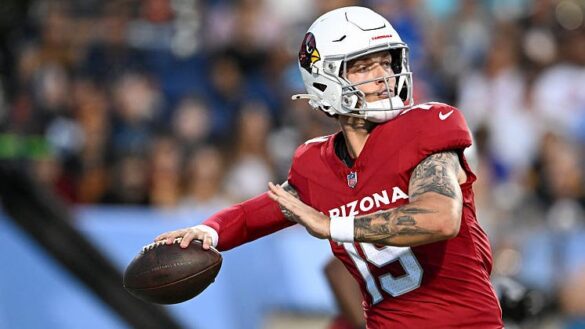 Carson Beck Impresses With Efficient Debut in Cardinals' Hall of Fame Game