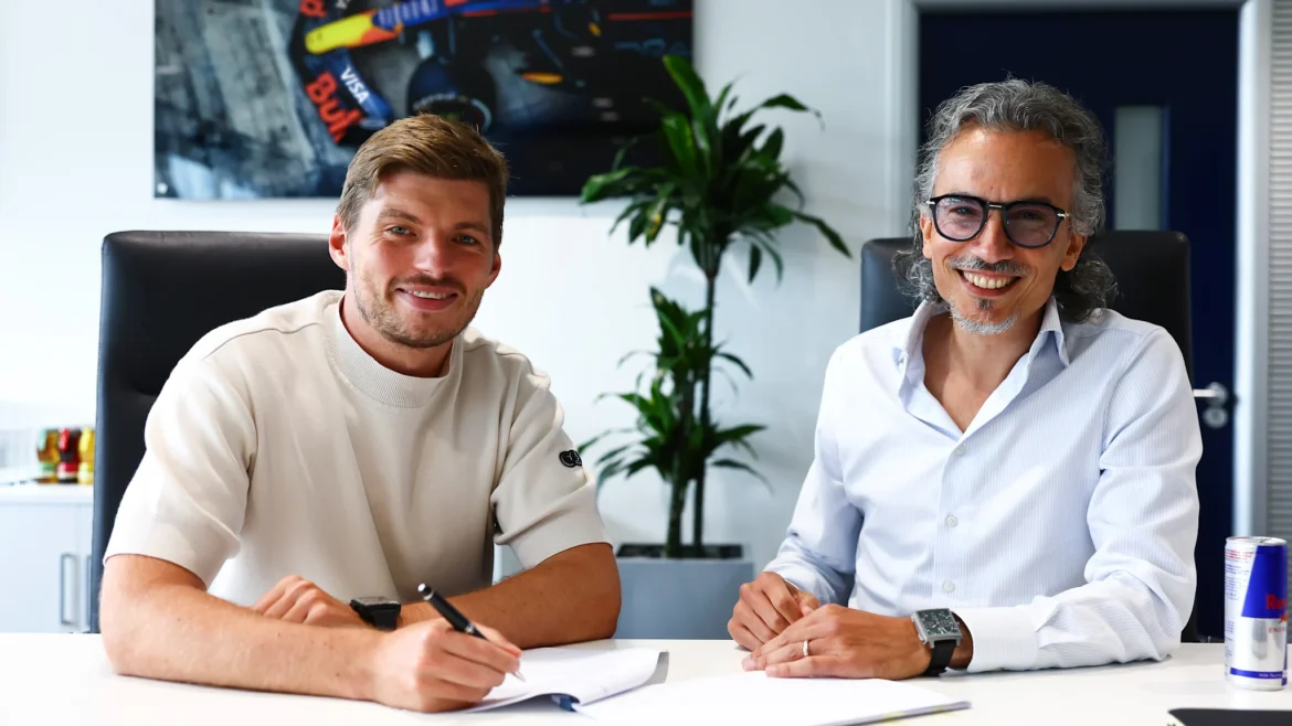 Verstappen extends contract with Red Bull until 2030