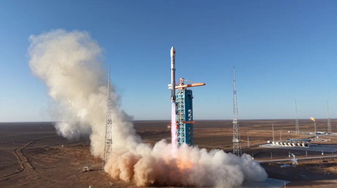 China LandSpace Successfully Lands Zhuque-3 Rocket Booster in Gobi Desert