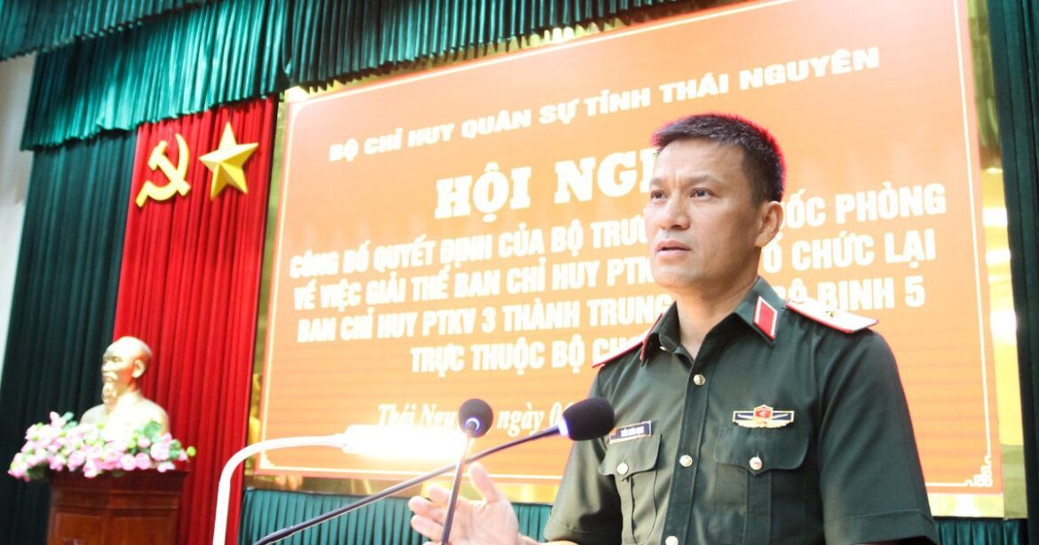 Vietnam Military Restructures Regional Commands into Infantry Regiments