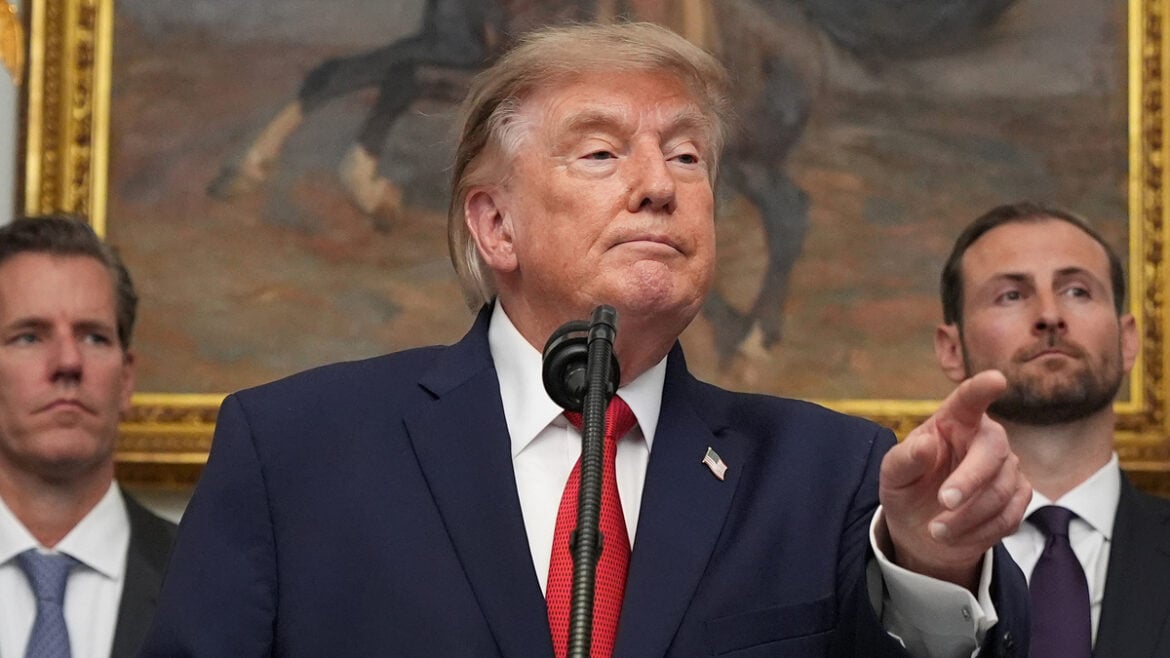 Cơn giận ông Trump trút lên đồng minh khi chiến sự Iran bế tắc