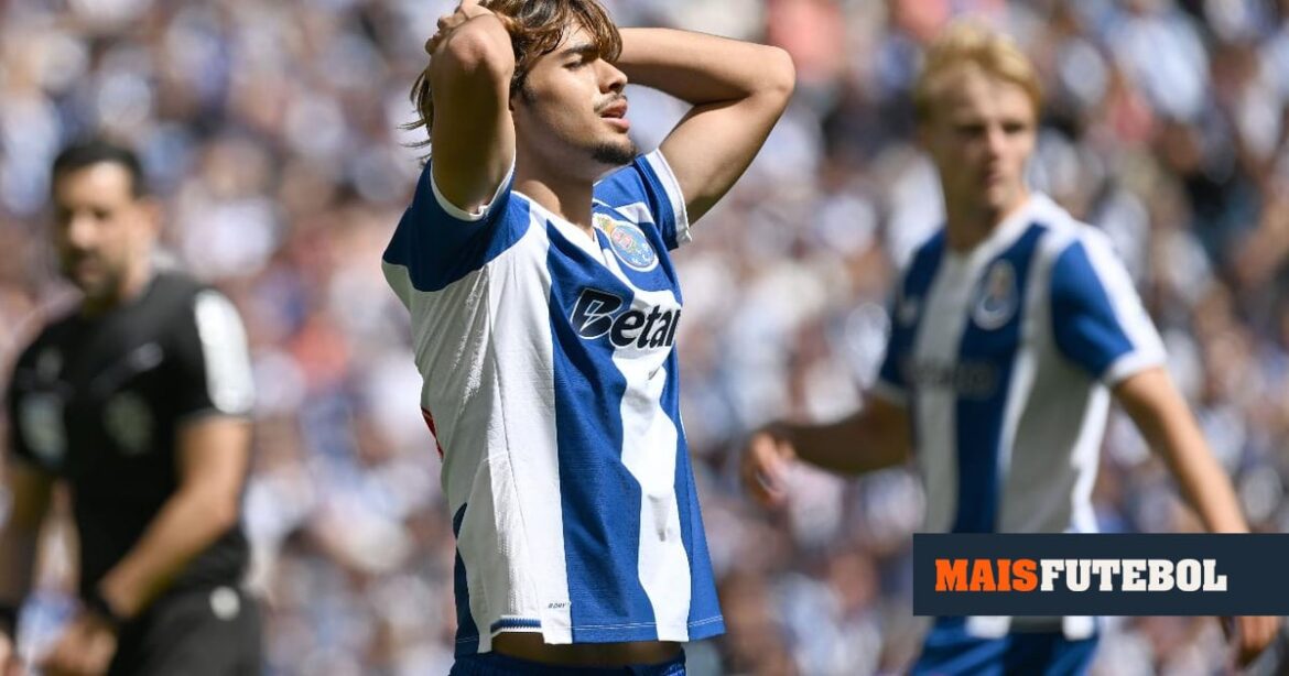 Roma and FC Porto in Advanced Talks Over €50M Deal for Rodrigo Mora