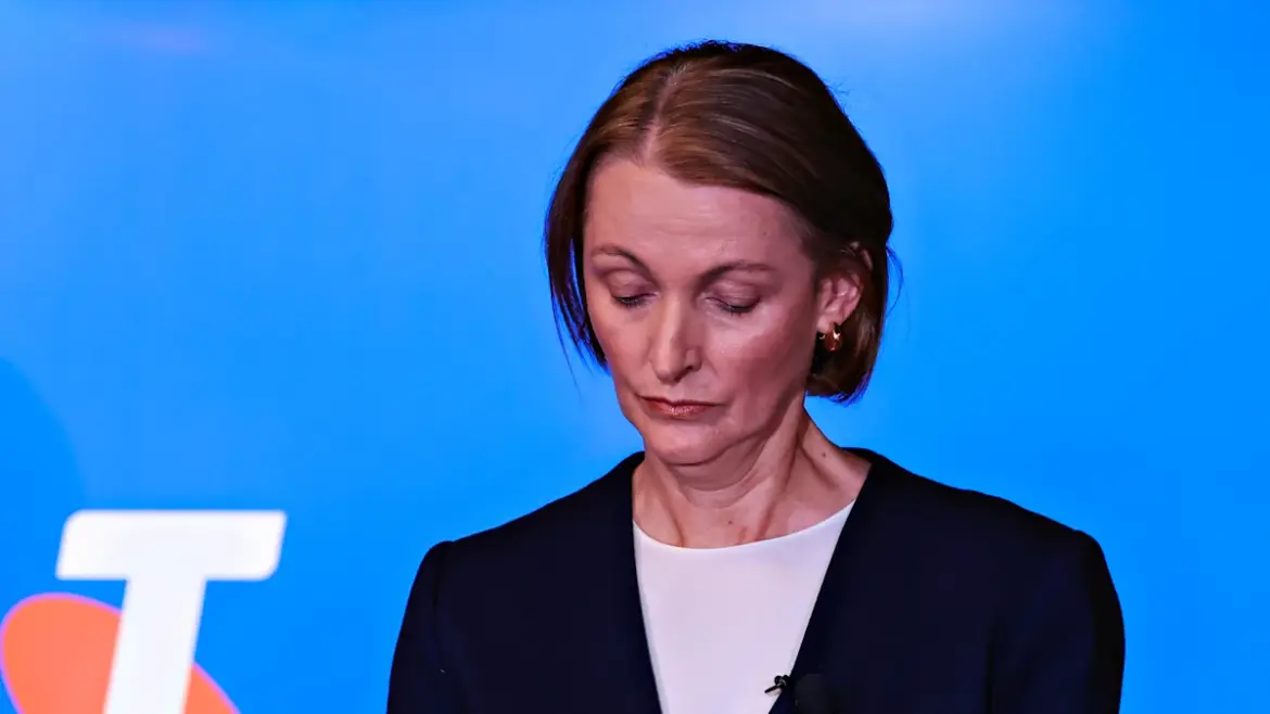 Telstra CEO Vicki Brady gets $6.8M pay package despite outage bonus cut