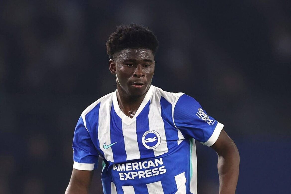 Manchester United launch £60m bid for Brighton midfielder Carlos Baleba