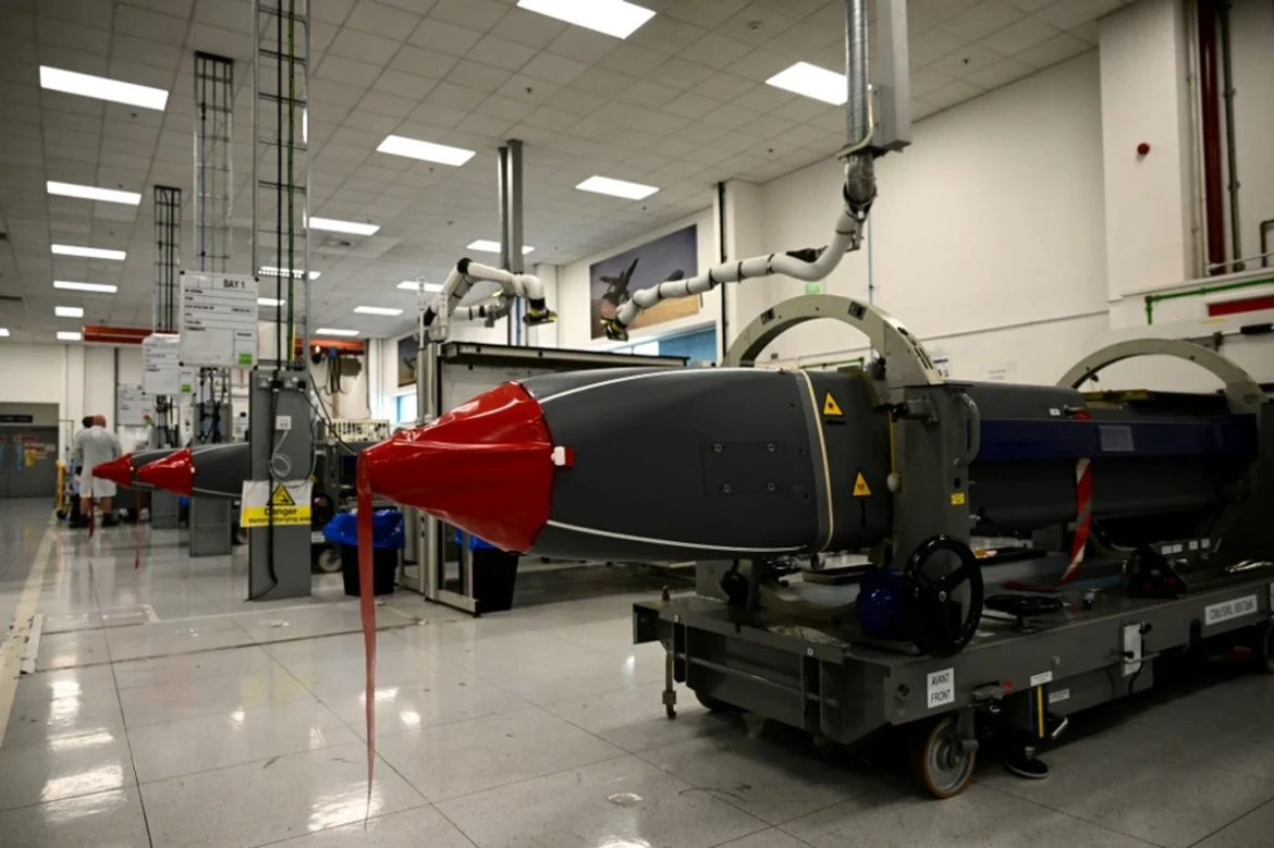 UK to Help Ukraine Build Storm Shadow Missiles Locally