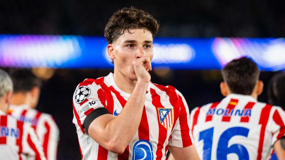 Atlético de Madrid Reject Barcelona's €100M Bid to Keep Julián Álvarez