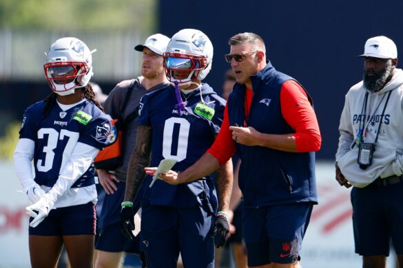 Patriots training camp, Day 2: Paw-ty’s over