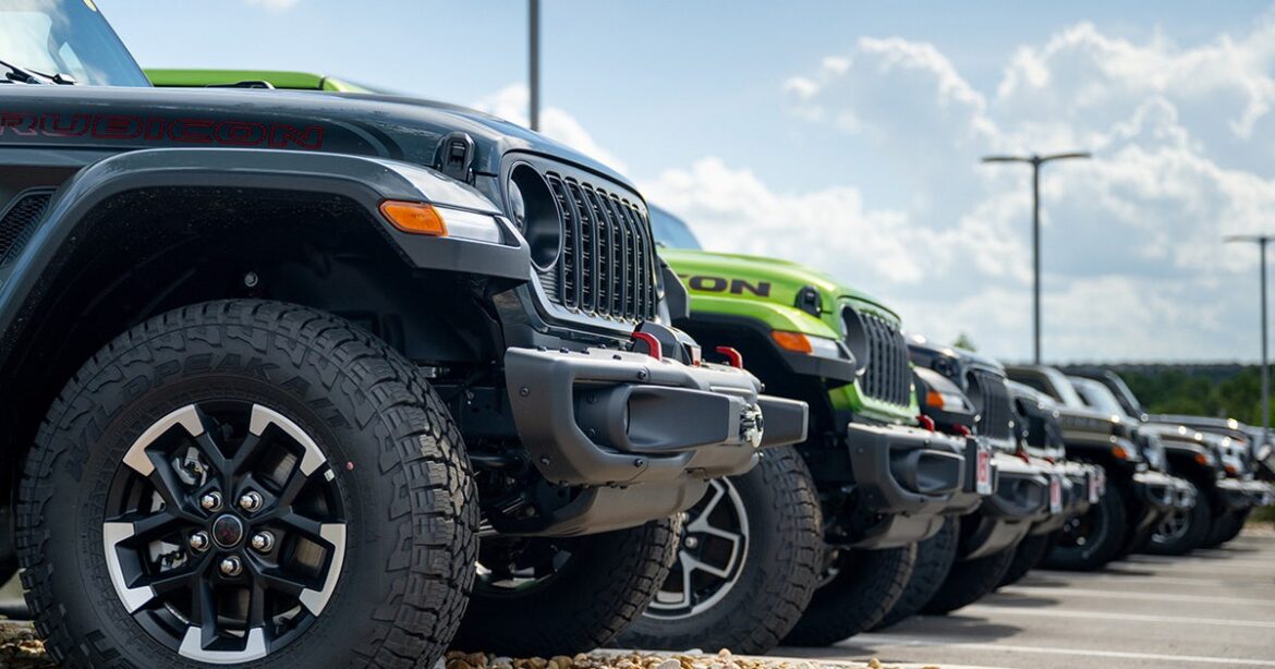 Nearly 1M Chrysler, Jeep, Dodge and Ram Vehicles Recalled