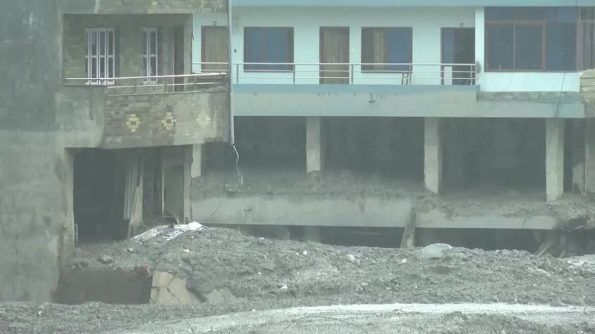 Himalayan Glacier Collapse: Death Toll Nears 800, Thousands Still Missing