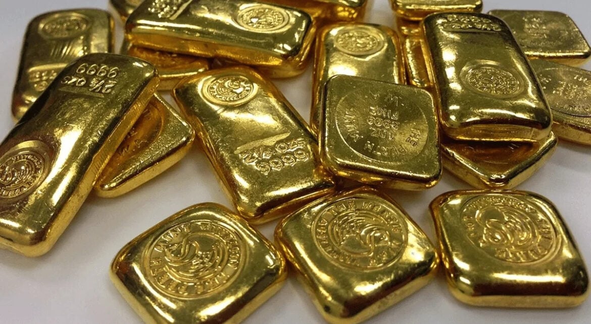 Gold Futures Fall as Fed Chair Kevin Warsh Highlights Inflation Concerns
