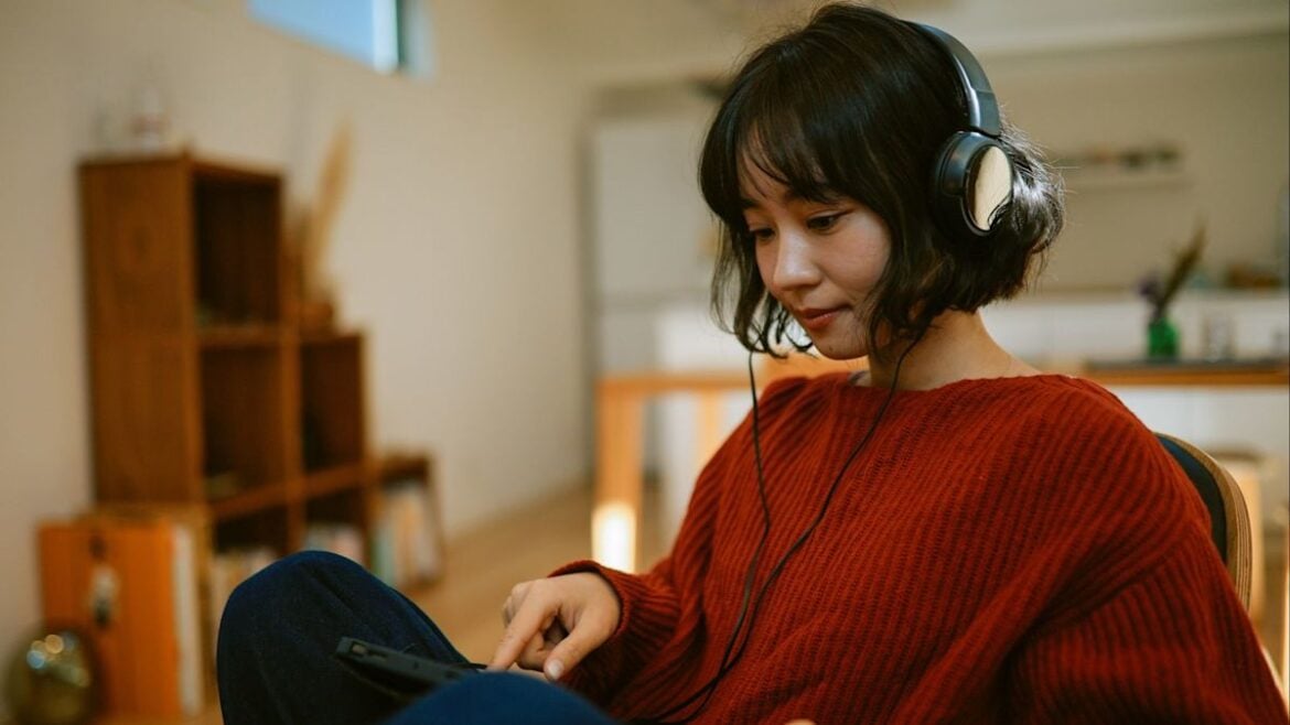 Australia Bans Fully AI-Generated Music From Official ARIA Charts