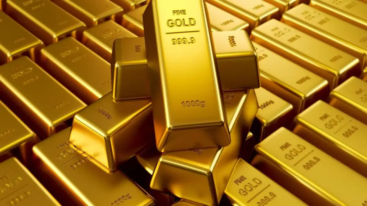 Gold Prices Hold Steady Near Multi-Week Highs Ahead of Key U.S. Inflation Data
