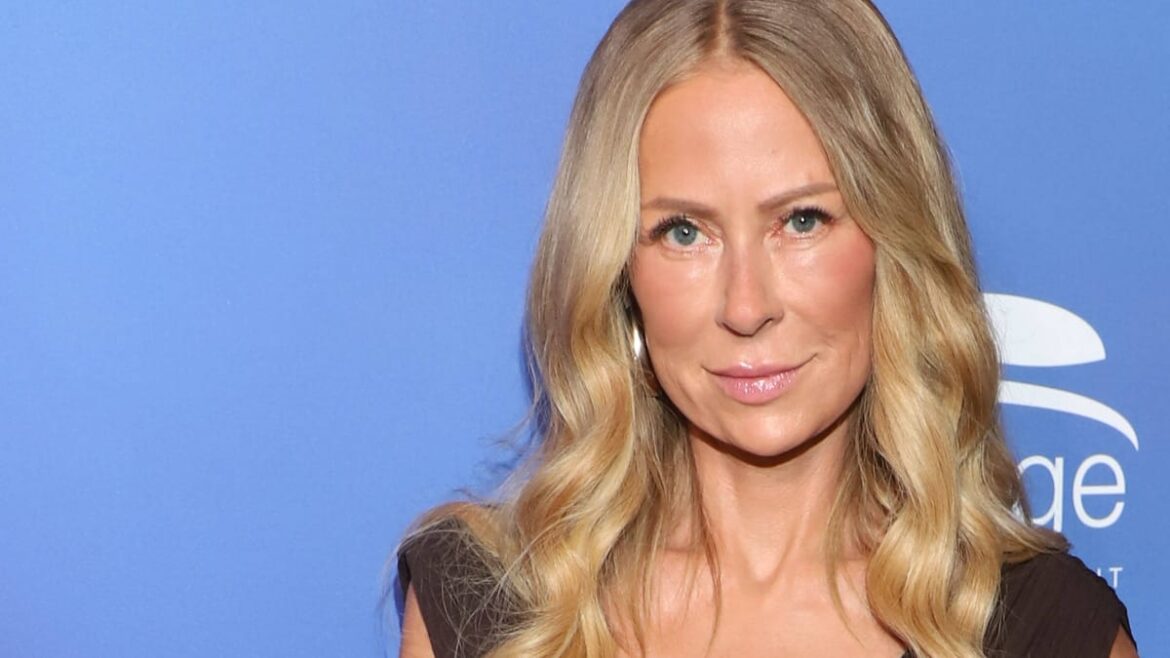 Jenny Elvers reveals financial distress and tax issues on Villa der Versuchung