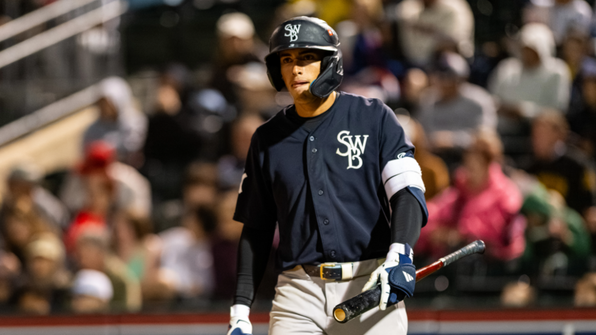 George Lombard Jr. Homers in MLB Debut as Ball Lands in Fan Hat