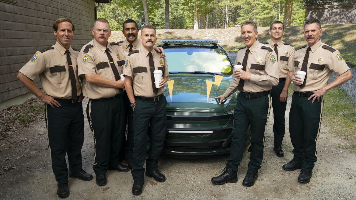 Super Troopers 3: Original Cast Returns for Wedding and Drug Ring Plot