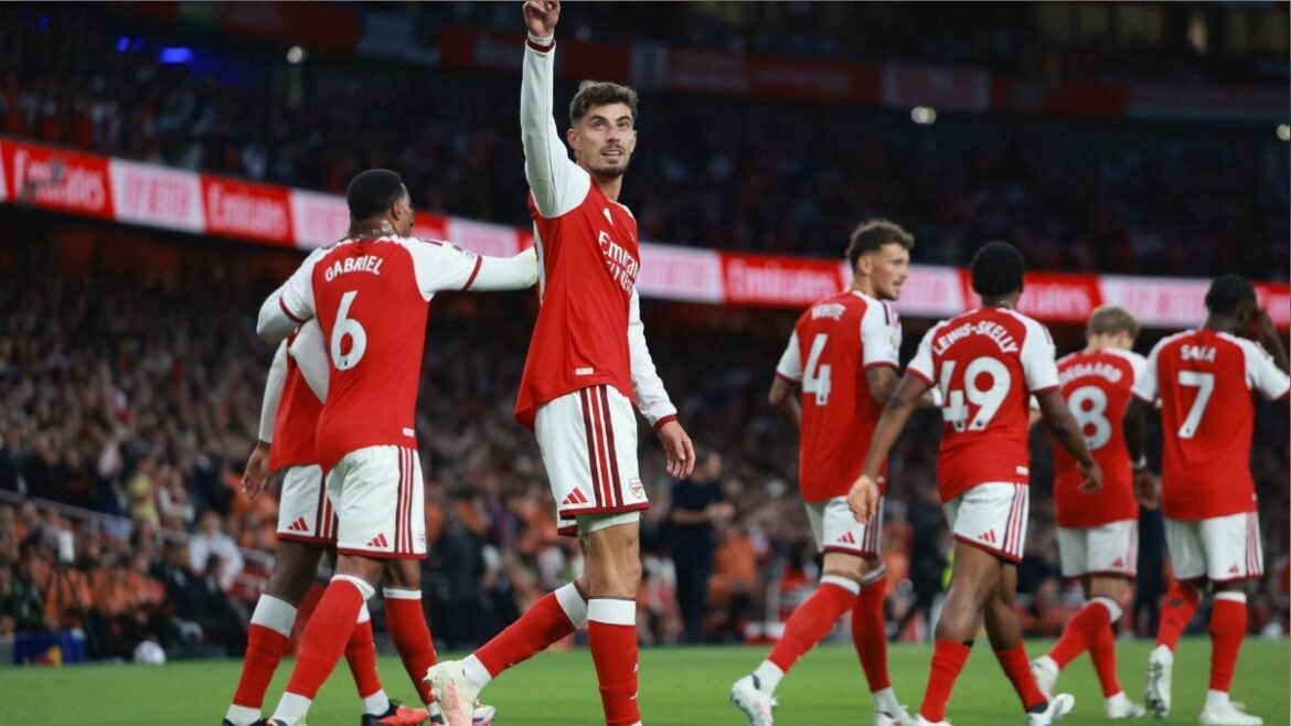 Arsenal Open Title Defense With Dominant 3-0 Win Over Coventry City