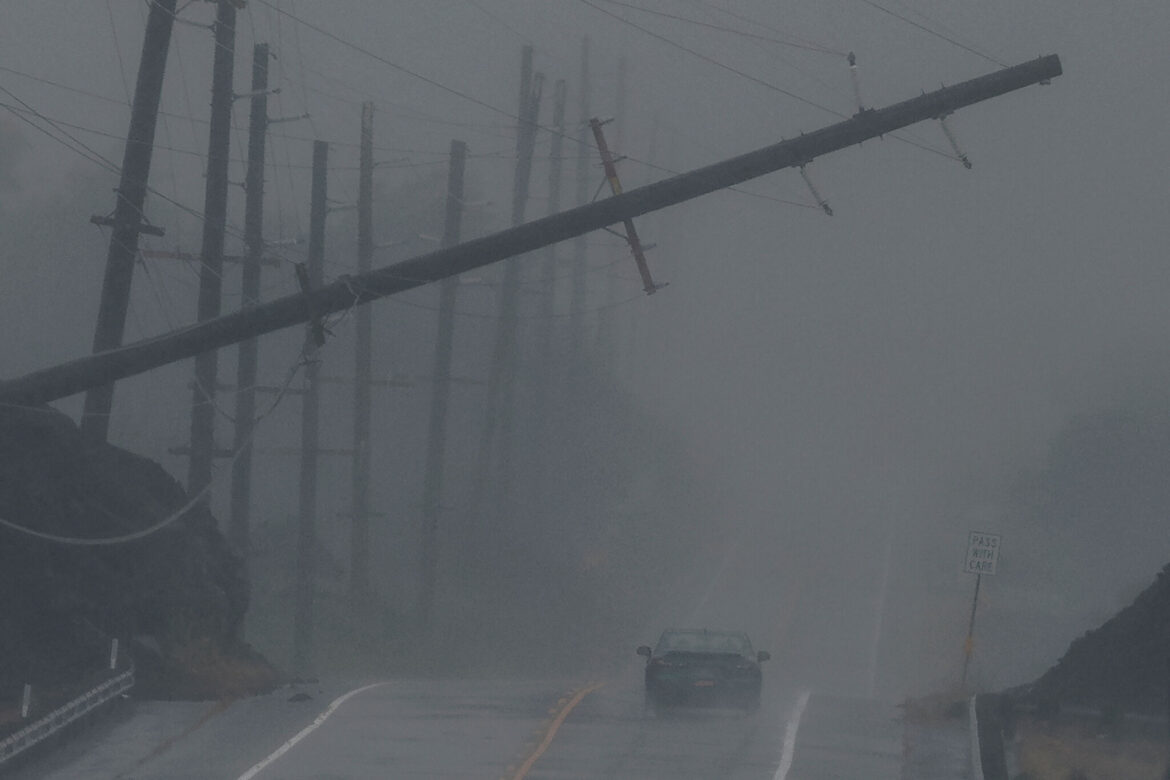 Big Island of Hawaii Experiences 140mph Wind Gusts as Hurricane Lala Hits