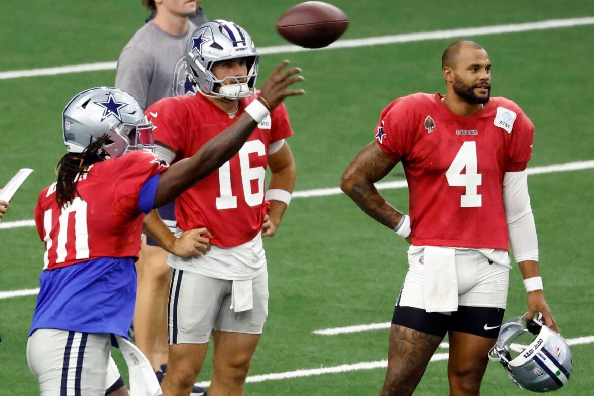 Dallas Cowboys Finalize 53-Man Roster, Keep 3 QBs and Cut Key Veterans