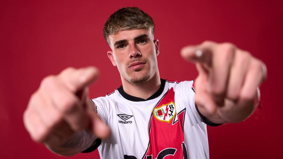 Chelsea Sign Rayo Vallecano Left-Back Pep Chavarria for €19 Million